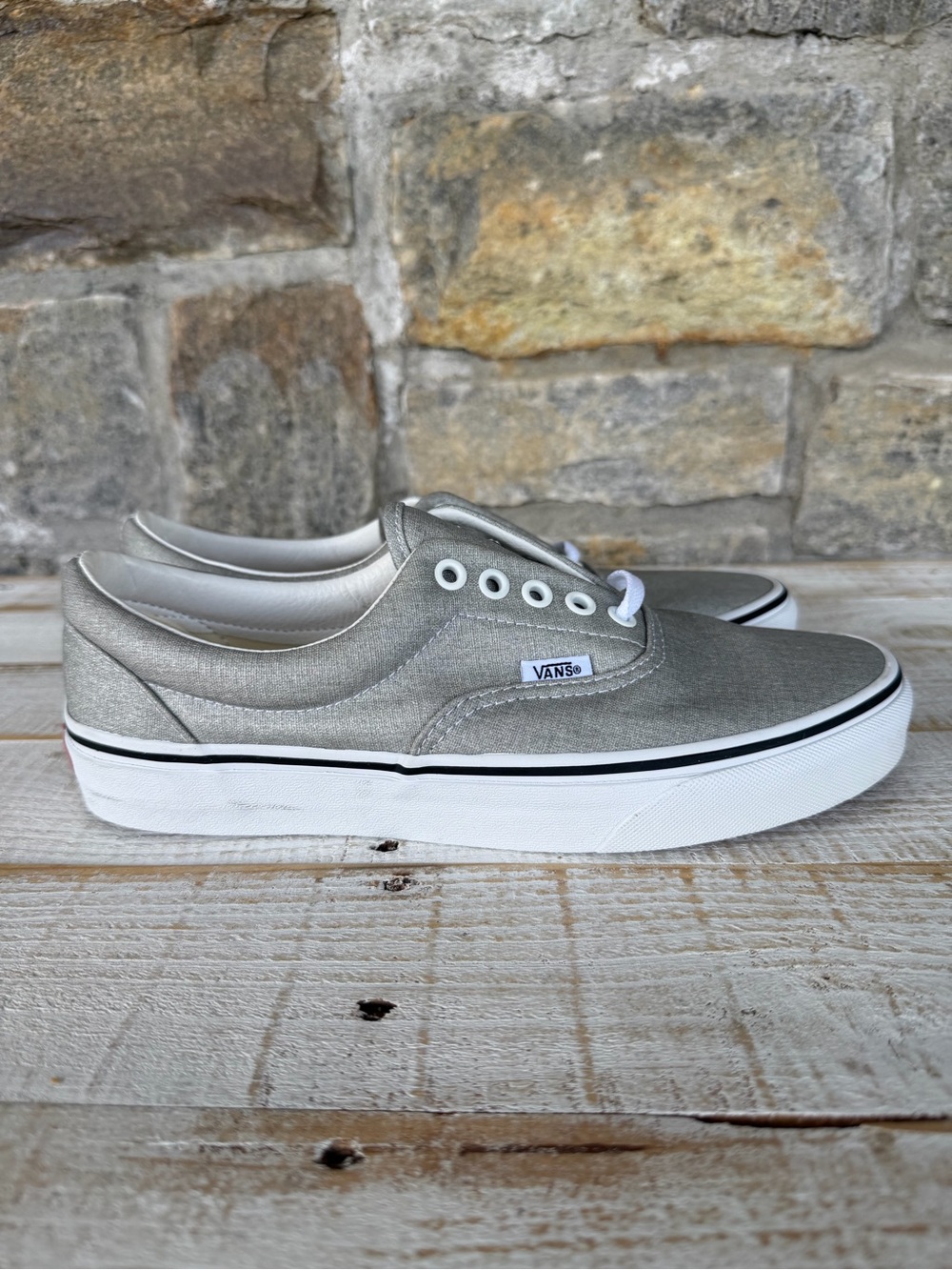 Vans Silver Gray Low-Top Canvas Sneakers-New - Picture 4 of 6